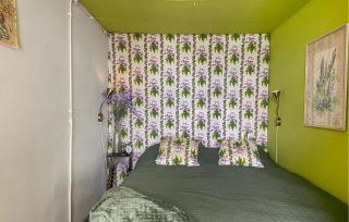 Stunning StaCaravan In Reeuwijk - 3