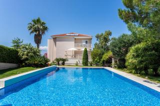 Family friendly apartments with a swimming pool Splitska, Brac - 23224 - Supetar - 0