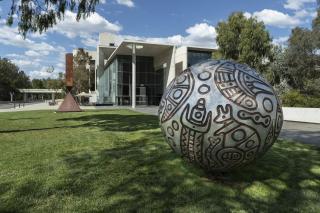 Central Canberra 2-Bed with Gym & BBQ Area - Canberra - 2