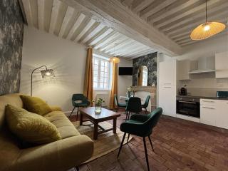 Duplex de charme au cœur historique de Moulins avec équipements modernes et literie incluse - FR-1-489-523 - Moulins - 6