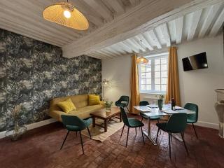 Duplex de charme au cœur historique de Moulins avec équipements modernes et literie incluse - FR-1-489-523 - Moulins - 4