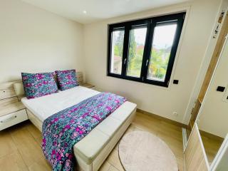 Stylish, Calm and Green Home Stay - Saint-Fargeau-Ponthierry - 2
