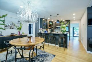 Zen Mykonos style waterfront home - Hollywood - 2