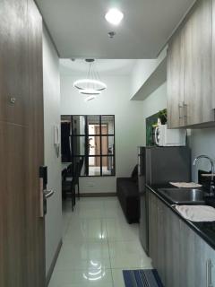 Free Wi-Fi Luxurious Haven by the Bay - 2BR Near MOA PICC CCP - Manila - 3