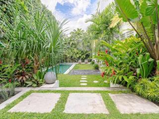 Lush Garden 4BR Villa in Umalas - Canggu - 5