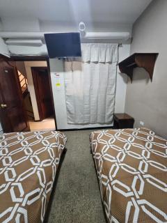 alborada hostal - Cuenca - 1