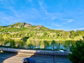 Studio 105 - Calme & Tout Equipé avec Parking Gratuit - Grenoble - 2