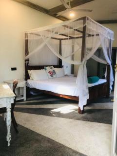 Tree House Unawatuna - Galle - 1