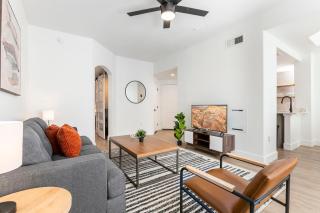 2BR CozySuites at Kierland Commons with pool #04 - Scottsdale - 8