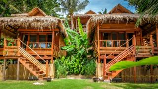 Ten Moons Lipe Resort - 3