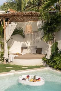 Villa Kanopi Luxurious 3BR Villa with Pool and Quick Beach Access - Canggu - 1