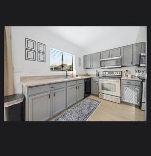 10 Minutes From Downtown Phoenix! - Phoenix - 3