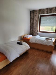 Haus mit Garten mitten im Kurpark, 140 qm, die ganze Unterkunft gehört Ihnen - Bad Salzschlirf - 9