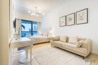 Unbeatable Price, Luxury 1BR, Limited Time Offer by Deluxe Holiday Homes - Dubai - 2