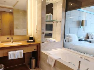 Crowne Plaza Yichang by IHG - Yichang - 6