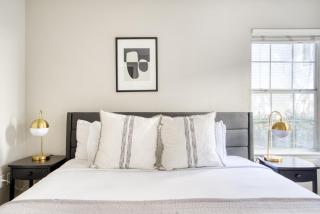 Sunnyvale 1BR w Gym Pool Parking nr freeways SFO-625 - 1