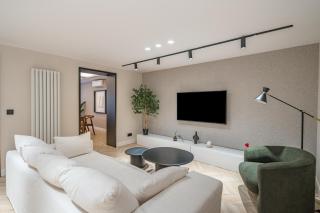 Location, Luxury & Style Best 4Bed in Madrid - 0