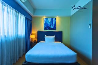 Santorini Hotel - Cainta - 1