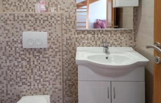 Stunning Apartment In Rtina With Wifi - 3
