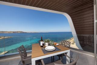 Ivory Suite Seafront With Views!- Fl 13 By Homely - St Paul's Bay - 1
