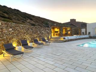 Villa Artemis - Agios Georgios - 4