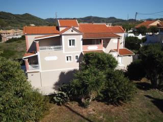 Theodosia Apartments - Agios Stefanos - 8