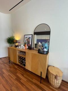 Your perfect city escape - Melbourne CBD - 2