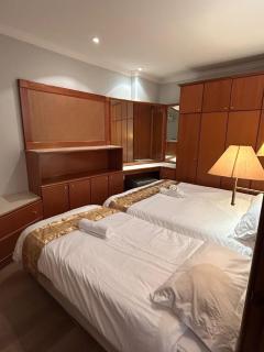 Riverbank suites apartment level 9 - Kuching - 4