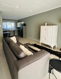 Robyns Nest Self Catering Studio Cottage No2 - Kloof - 6