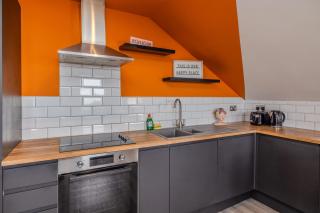Free Parking Sea View Brighton Beach Two Bedroom Apartment - Brighton & Hove - 1