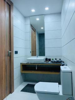 Modern City Centre Apartment - Casablanca - 3