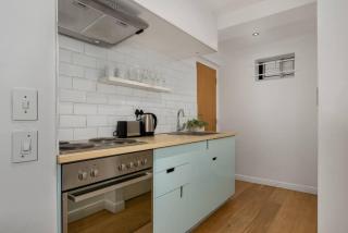 Elegant Clifton Studio 150m from the Sea - Cape Town - 5