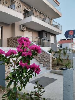 OASIS luxury apartments and rooms nikiti - 0