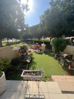 Cozy Villa with Pool Access - 5