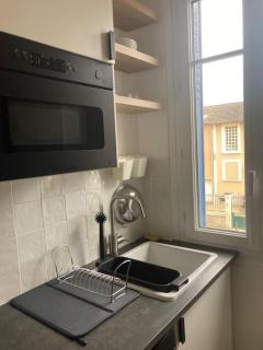 Chez Guillaume joli Studio, RER proche château et direct Paris, Petite Cour ensoleillée - Versalles - 5