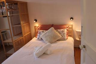 Chez Guillaume joli Studio, RER proche château et direct Paris, Petite Cour ensoleillée - Versalles - 0