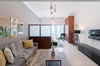 GuestReady Holiday Homes - Hibernate Hideout - 5
