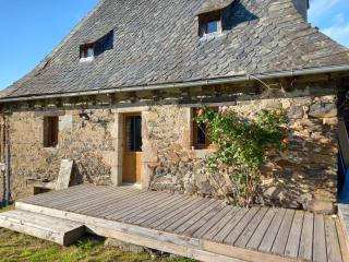 Petite maison avec piscine - - 0