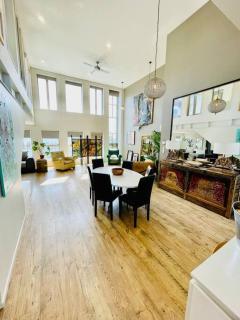 Stunning New York loft gallery - Christchurch - 0