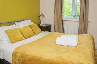 Global Boutique Relocation Ltd 2Bed -free parking - Hatfield - 5