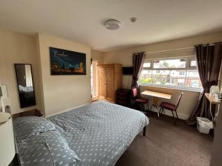 Blue Boar Inn - Atherstone - 3