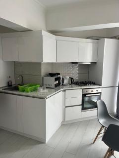 Ryan's Studio - Mamaia - 8