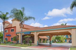 Travelodge by Wyndham Lynwood - Lynwood - 6