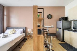 Modern furnished Penthse view on say - Manila - 9