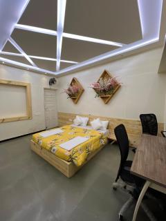 Vip Guest House - Nashik - 2