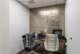Clarion Pointe Greensboro Airport - Greensboro - 1
