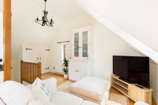 Pass the Keys Sicca Lodge Wyre Lane CV37 8RQ · 1Bed with Sun Terrace Parking Long Marston - Long Marston - 3