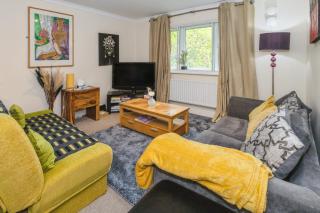 Global Boutique Relocation Ltd 2Bed -free parking - Hatfield - 1
