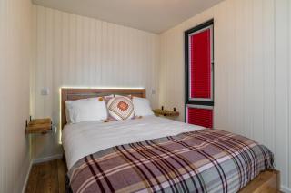 The Off Grid Cabin - 6