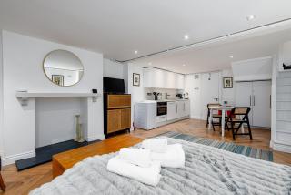 GuestReady - Charming studio in Hackney - 7